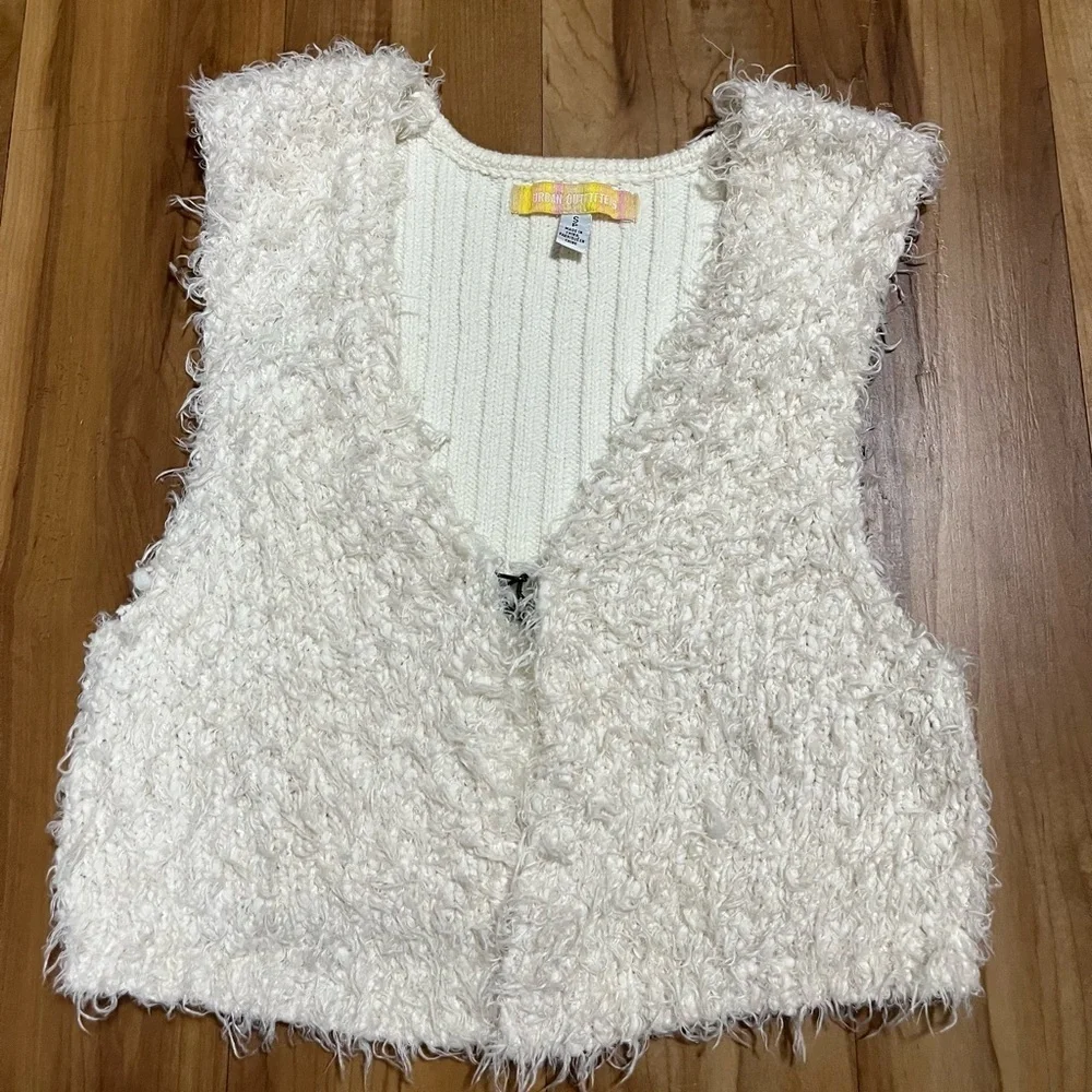 Urban Outfitters Cream Fuzzy Knit Vest | Y2K Cozy Chic | Size S